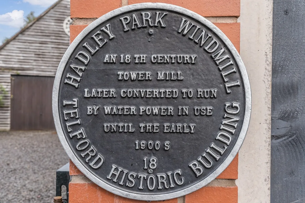 Hadley Park Windmill, Hadley Park East, Hadley TF1 6QJ, photo 25