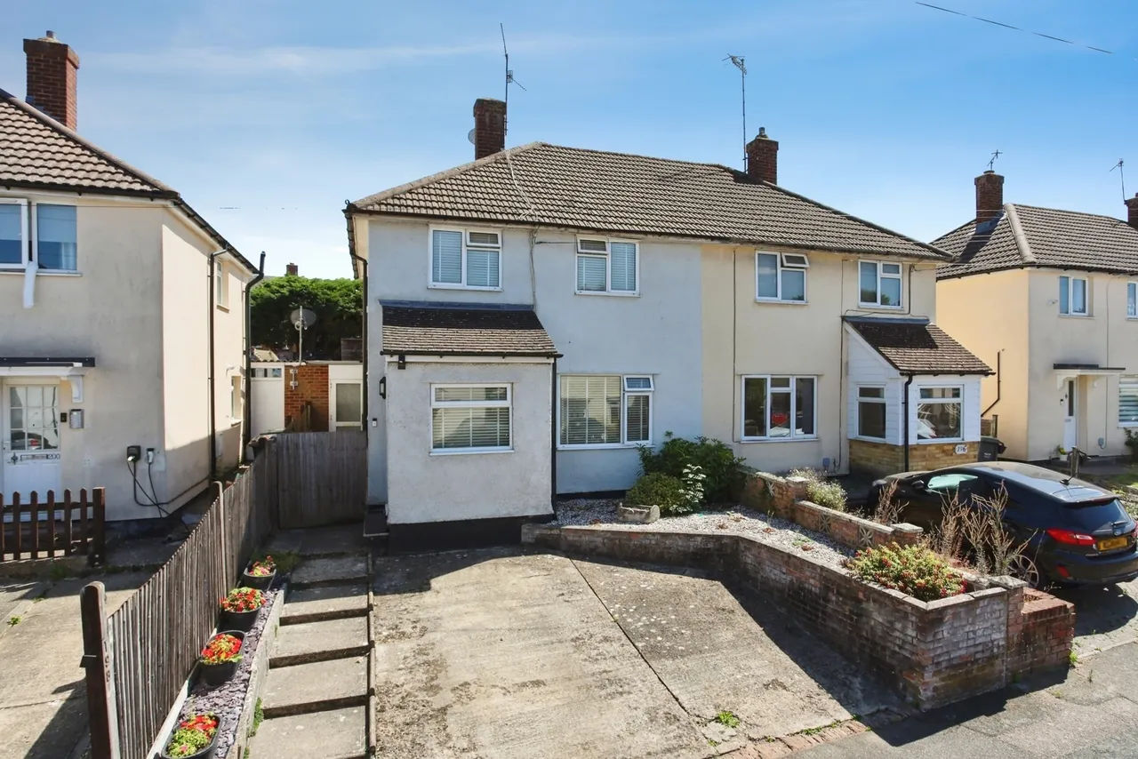 3 bed house for sale, Hunt Road, Tonbridge, TN10