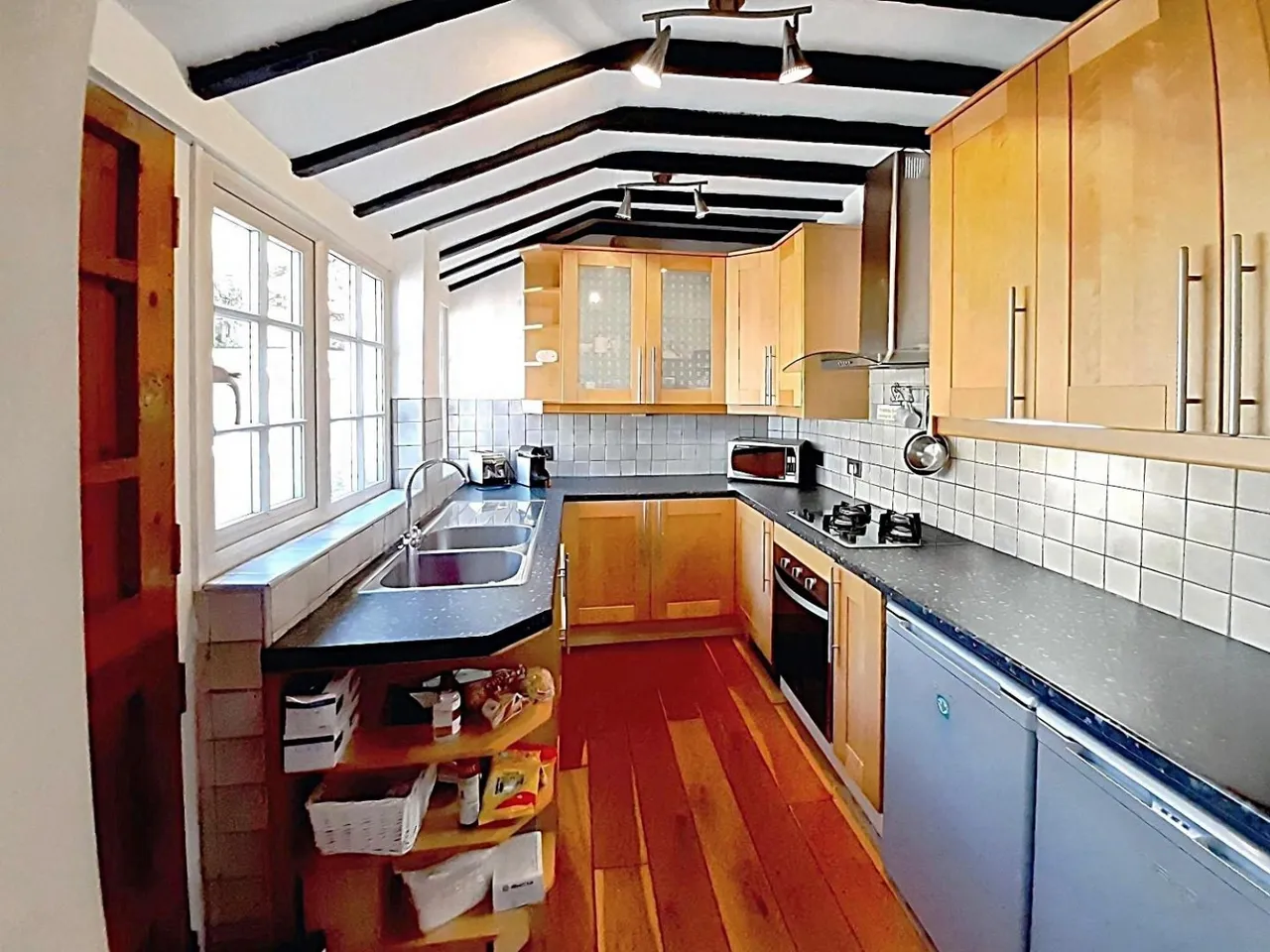 High Street, Hampton-in-Arden, B92, photo 8