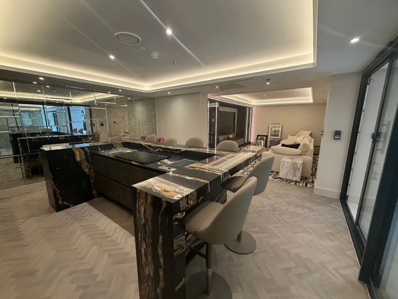 flat to rent, Coverdale House, LS1