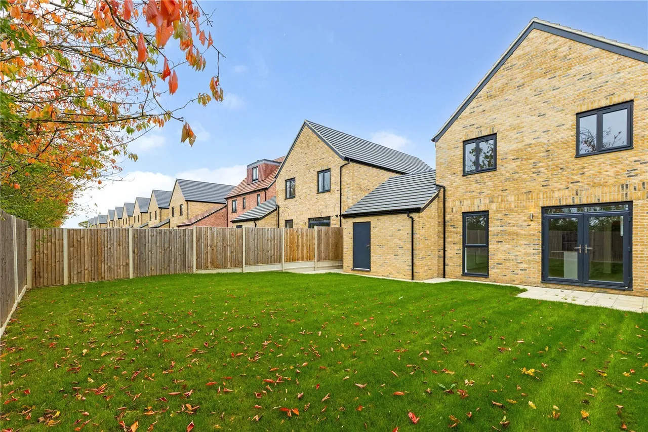 Southfields, Conrad Road, Witham, CM8, photo 10