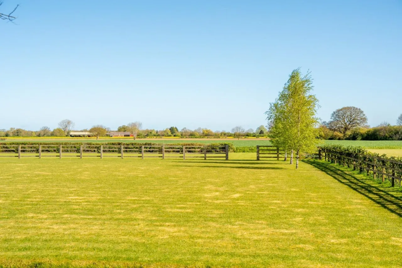 Biggin Lane, Leeds, LS25, photo 35