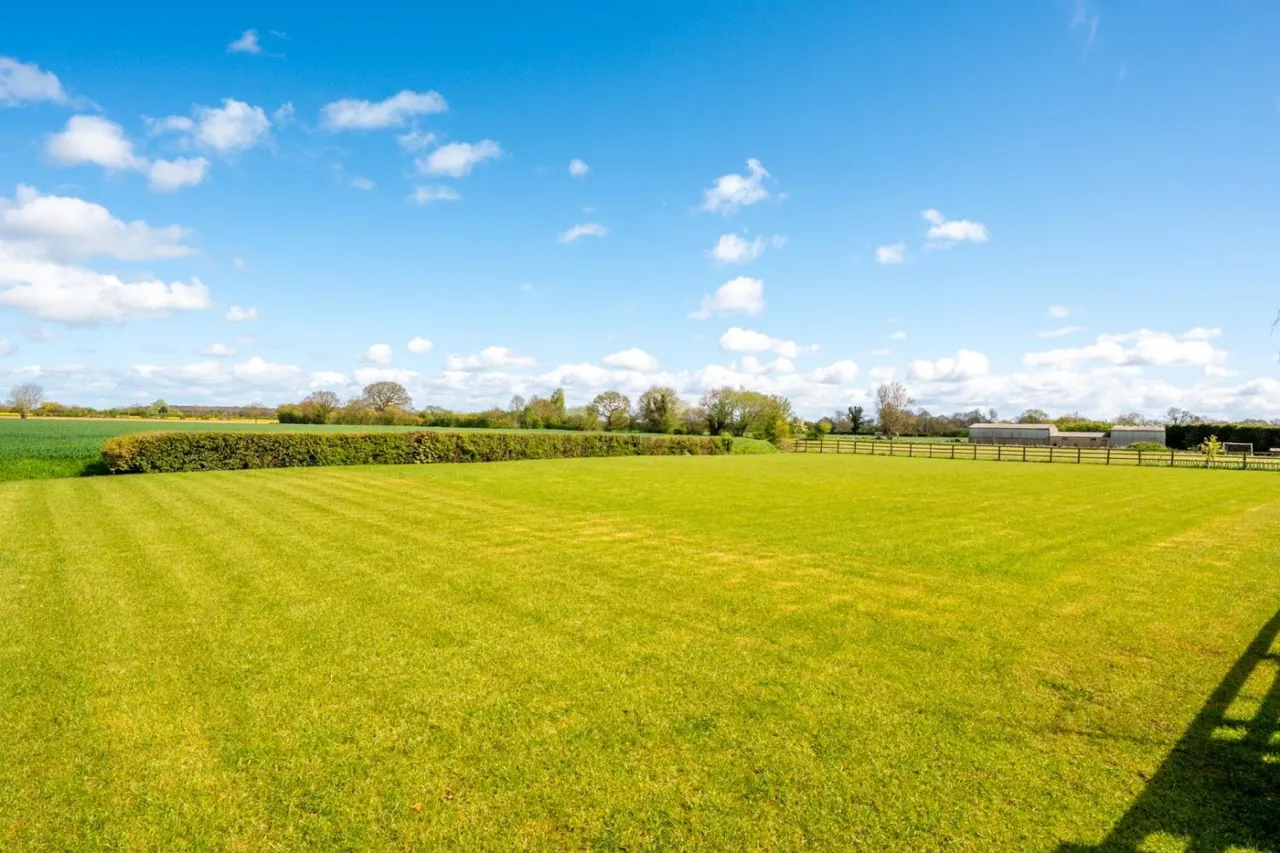 Biggin Lane, Leeds, LS25, photo 31