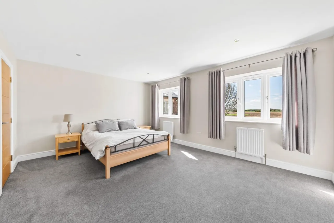 Biggin Lane, Leeds, LS25, photo 19