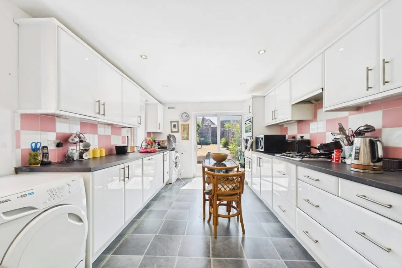 Morehall Avenue, Folkestone, CT19, photo 10