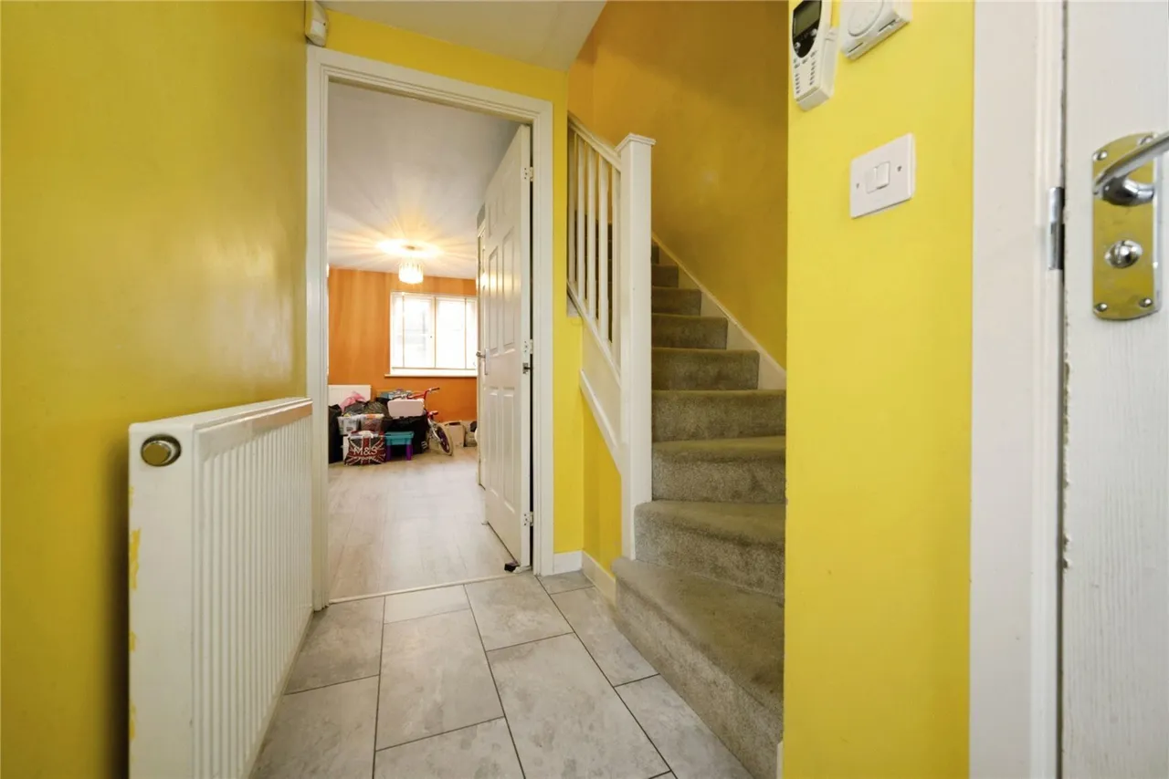 Cooper Drive, Leighton Buzzard, Bedfordshire, LU7, photo 6