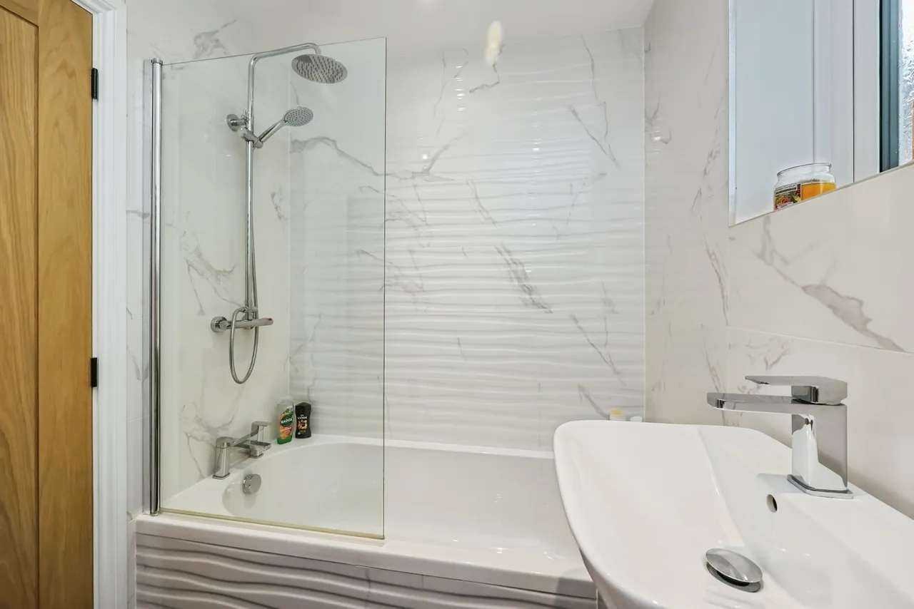 Holly Leaf Road, Hucknall, NG15, photo 22