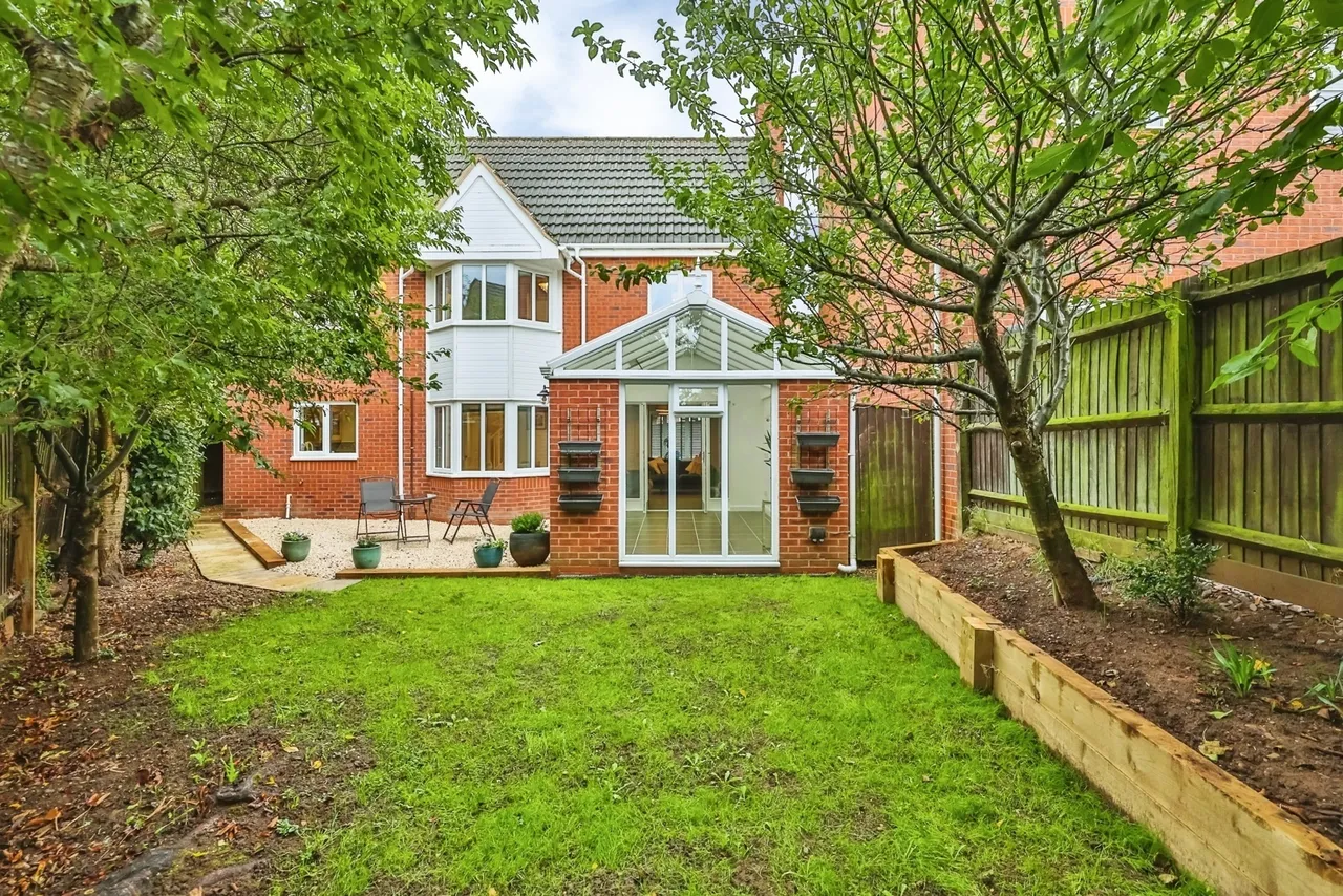 Holly Leaf Road, Hucknall, NG15, photo 25