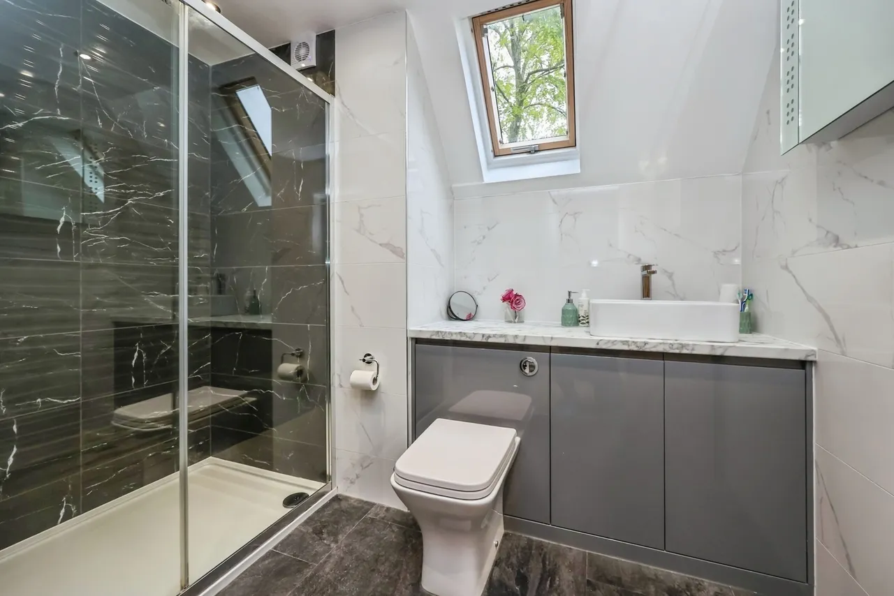 Holly Leaf Road, Hucknall, NG15, photo 17