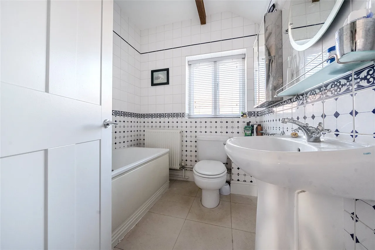 Weston Green, Thames Ditton, KT7, photo 12