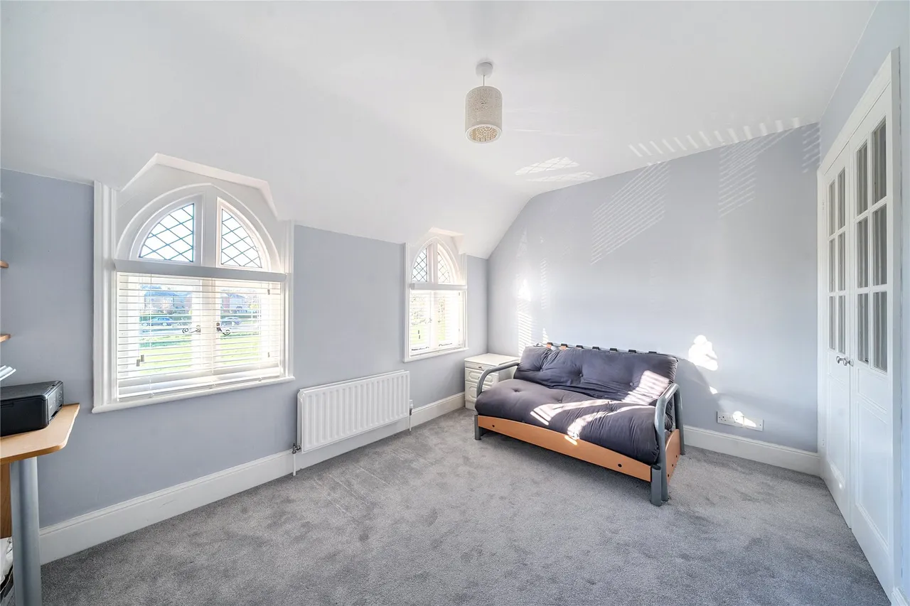 Weston Green, Thames Ditton, KT7, photo 11