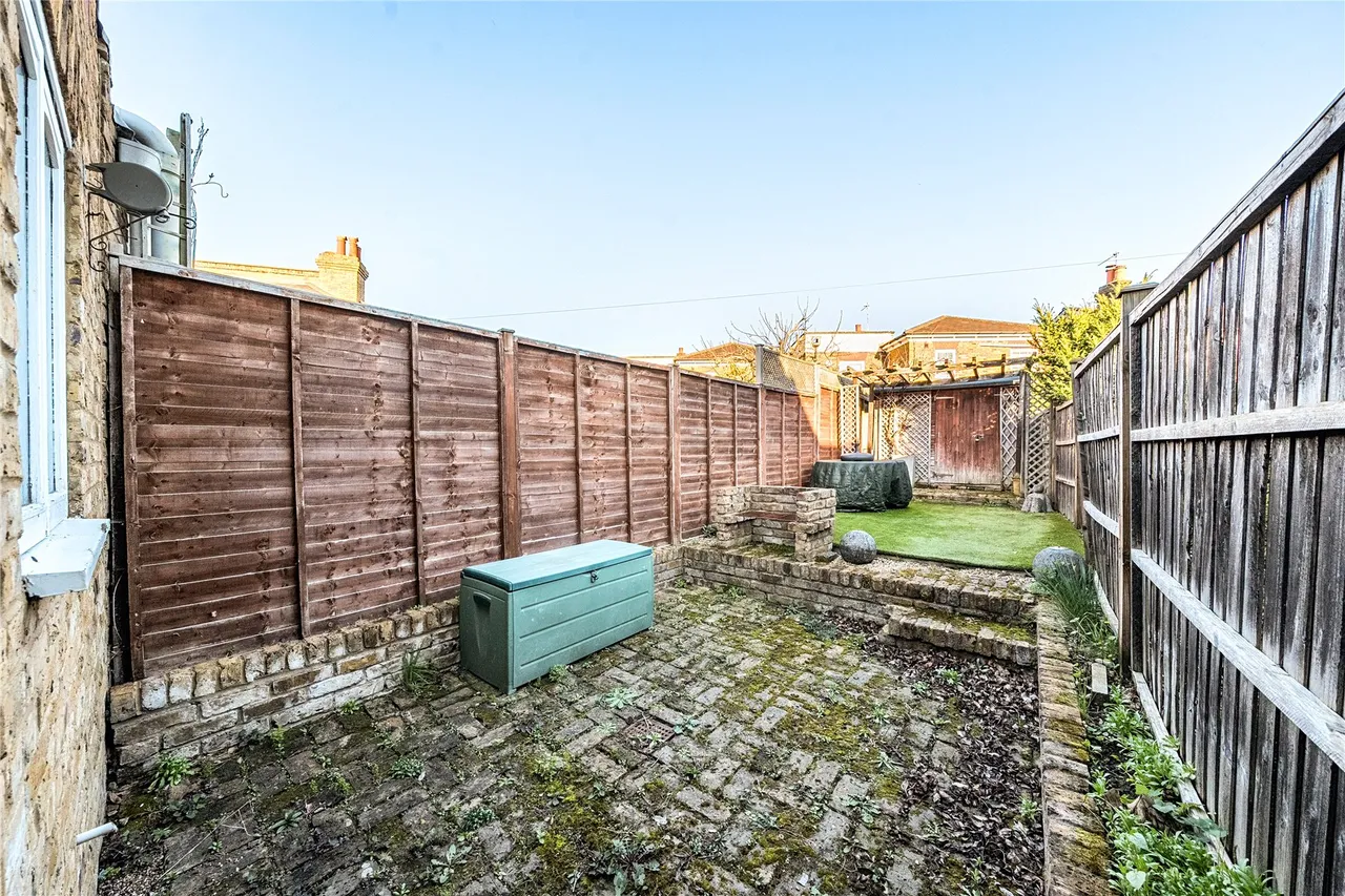 Weston Green, Thames Ditton, KT7, photo 4