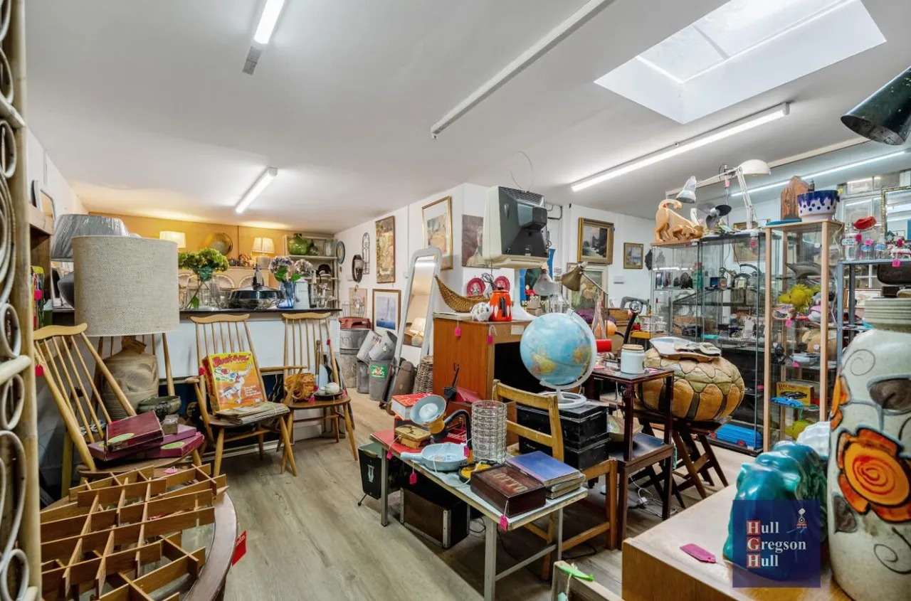 High Street, Swanage, BH19, photo 9