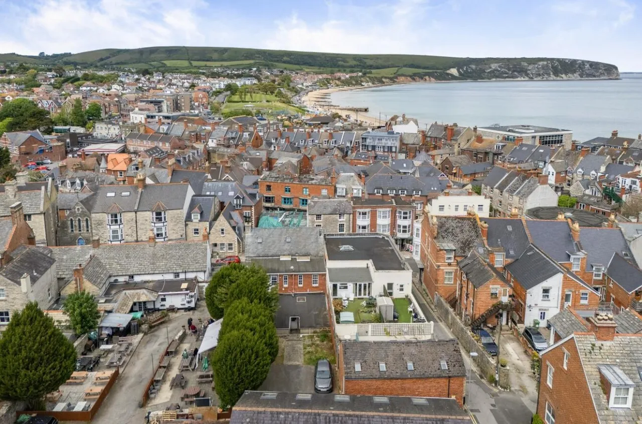 High Street, Swanage, BH19, photo 3