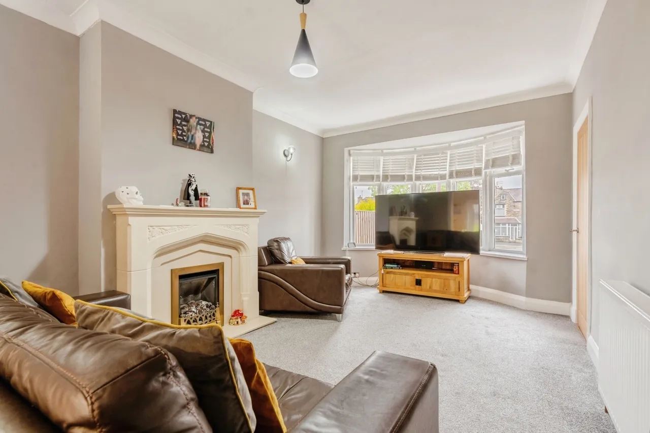 Brunshaw Avenue, Burnley, Lancashire, BB10, photo 2