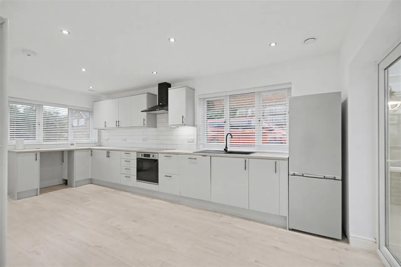 Ellerslie Grove, Sandiacre, NG10, photo 4