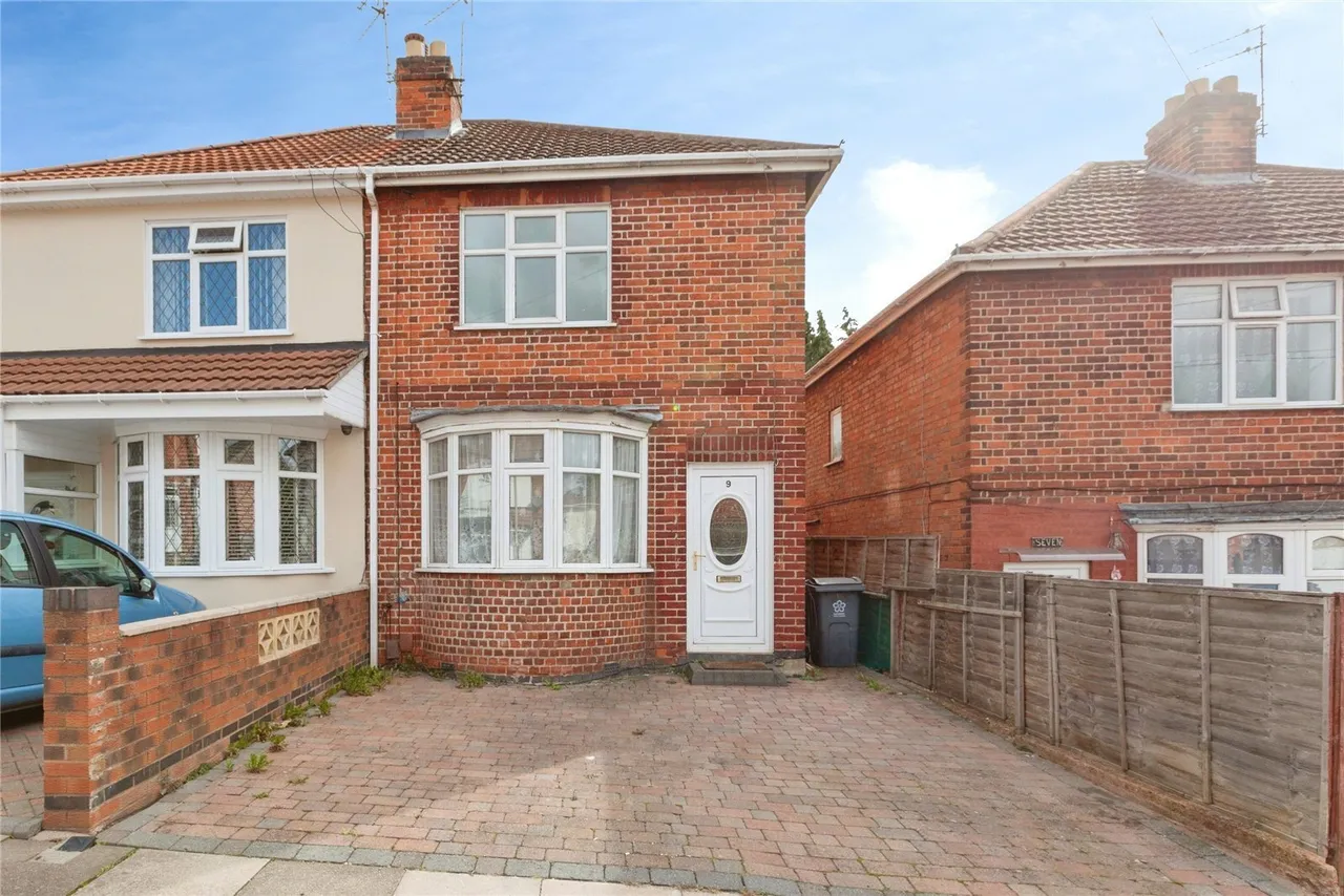 3 bed house for sale, Jean Drive, Leicester, LE4