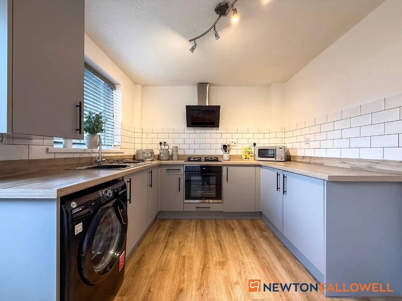 Clipsham Close, Balderton, NG24, photo 2