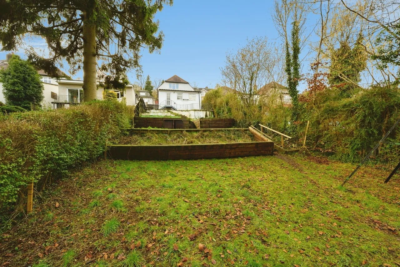 Valley Road, Kenley, CR8, photo 19