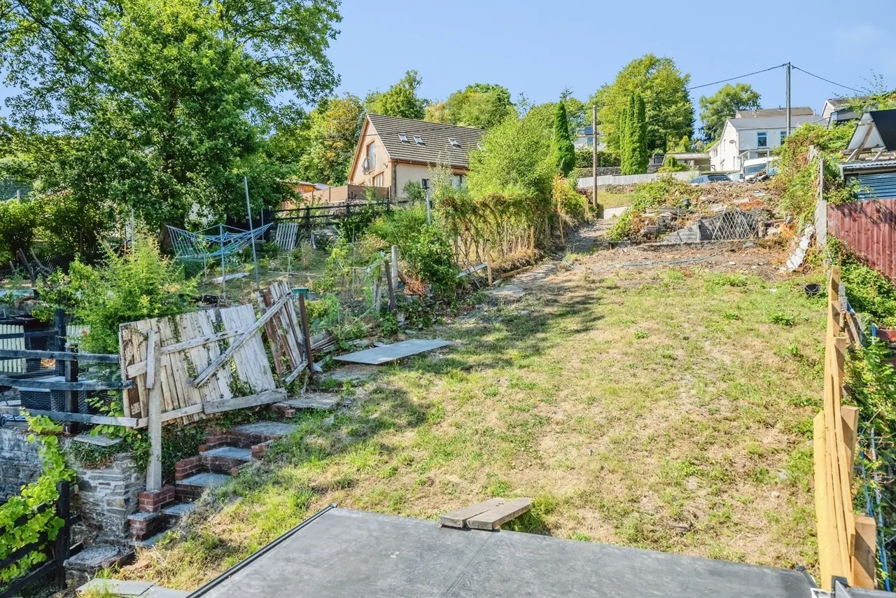 Old Road, Pontardawe, SA8, photo 20