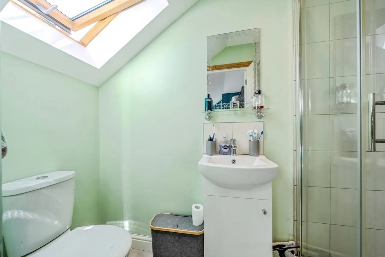 Old Road, Pontardawe, SA8, photo 12