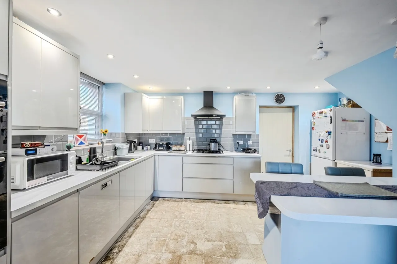 Old Road, Pontardawe, SA8, photo 6