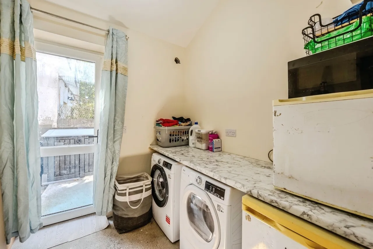 Old Road, Pontardawe, SA8, photo 8