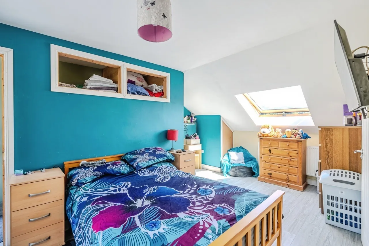 Old Road, Pontardawe, SA8, photo 11