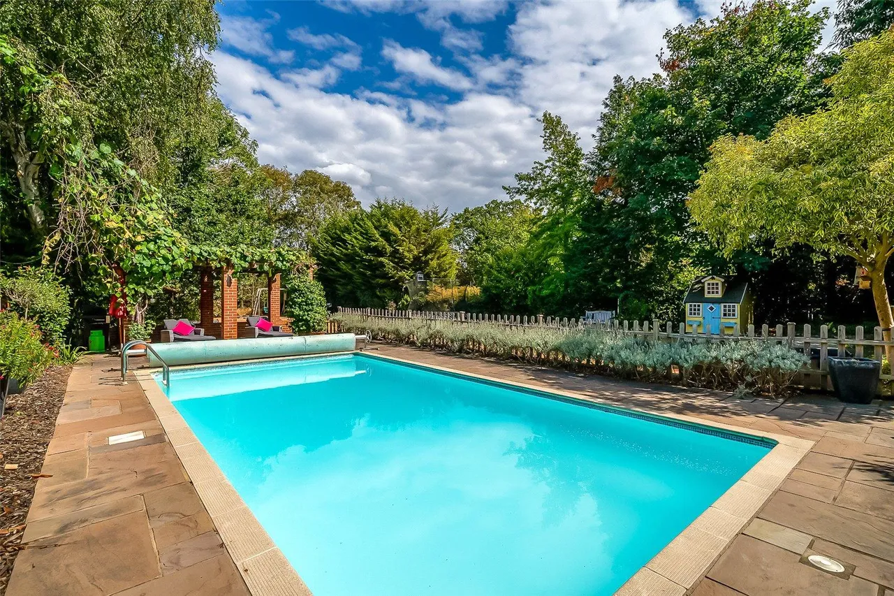 Holbrook Lane, BR7, photo 28