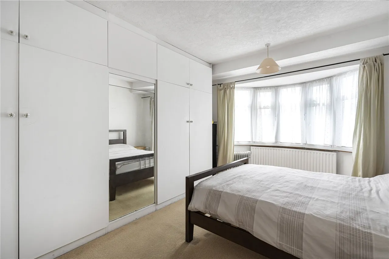 Catherine Gardens, Hounslow, TW3, photo 10