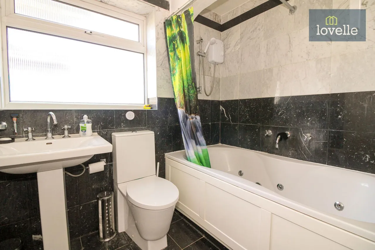 Charles Avenue, Louth, LN11, photo 22