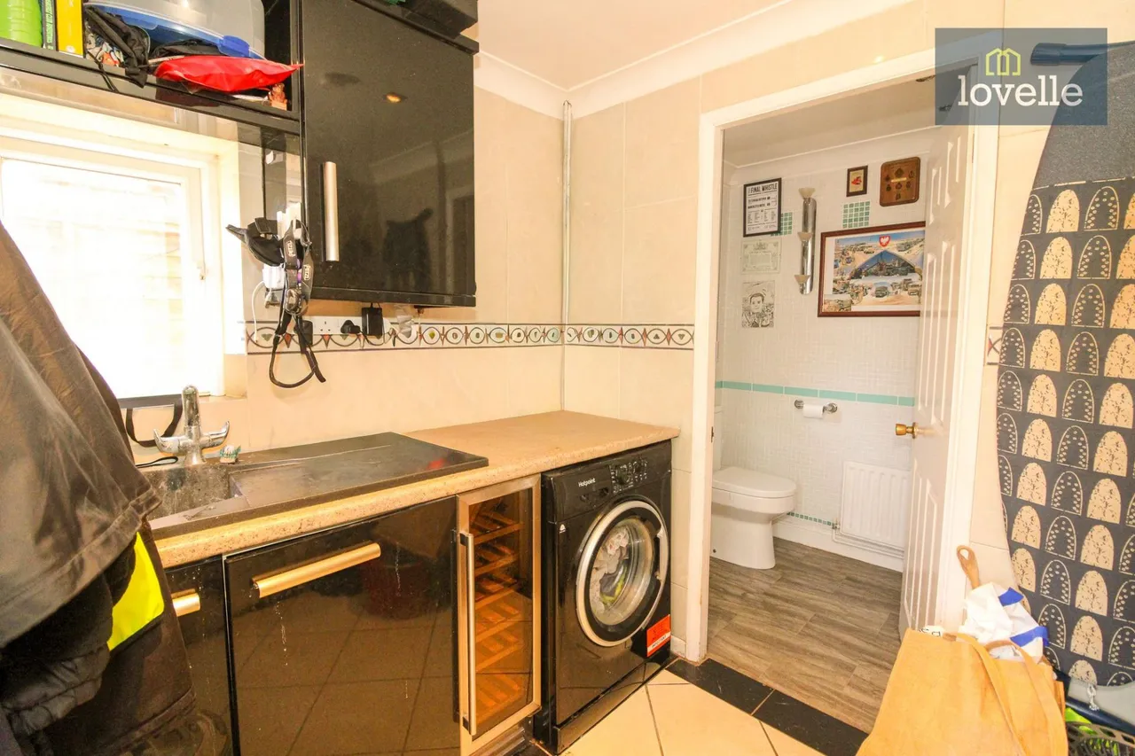Charles Avenue, Louth, LN11, photo 10