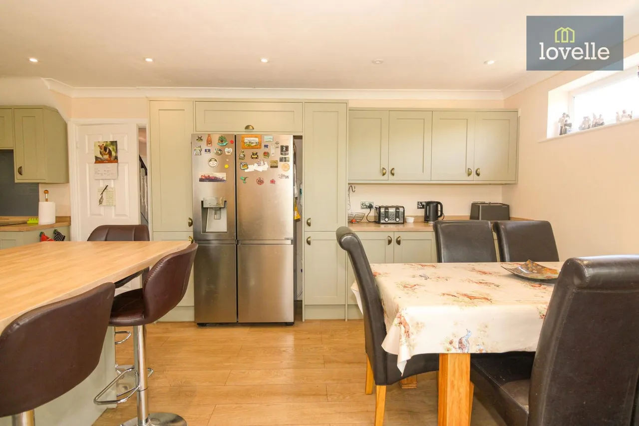 Charles Avenue, Louth, LN11, photo 5