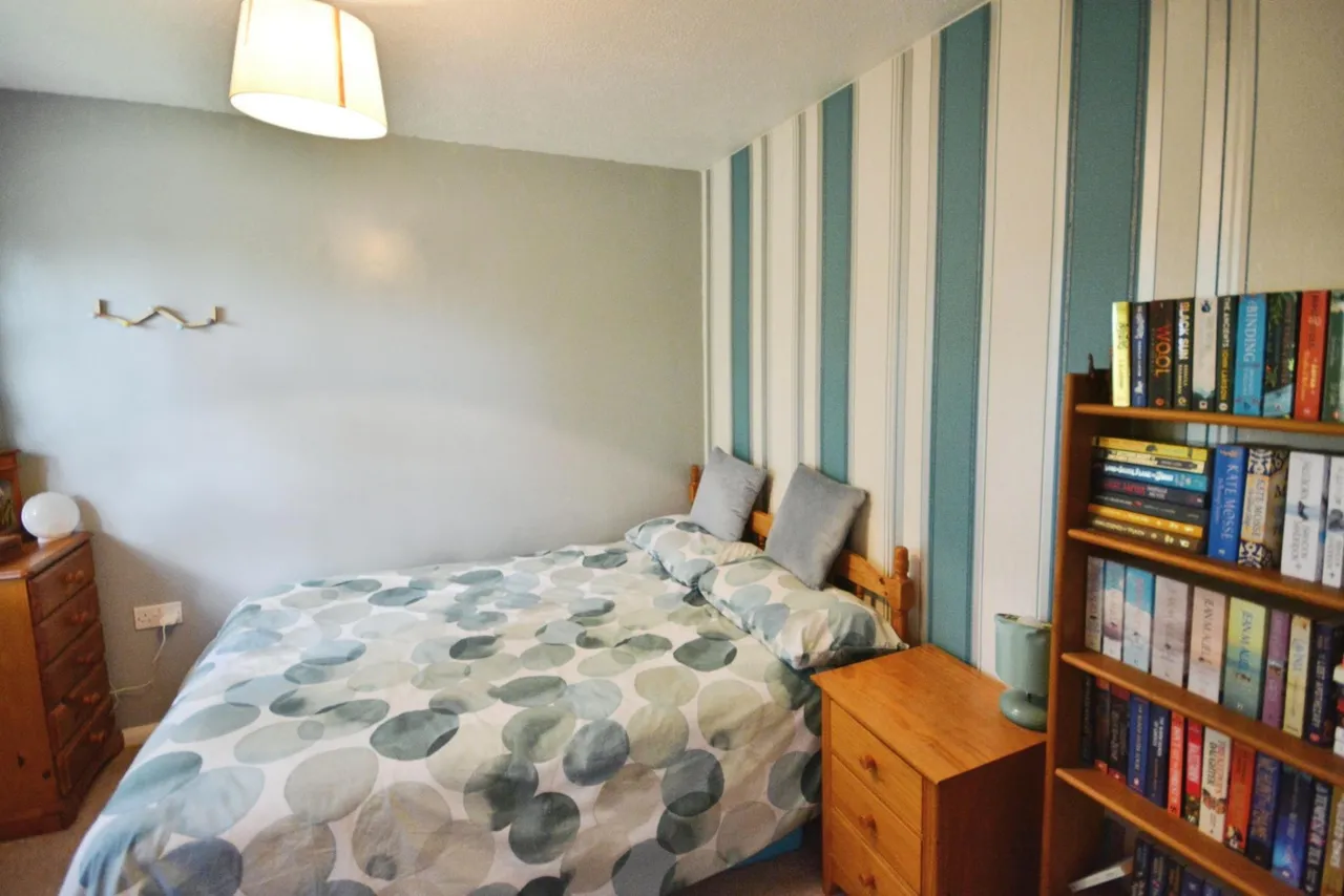 Lane End, Hatfield, AL10, photo 12