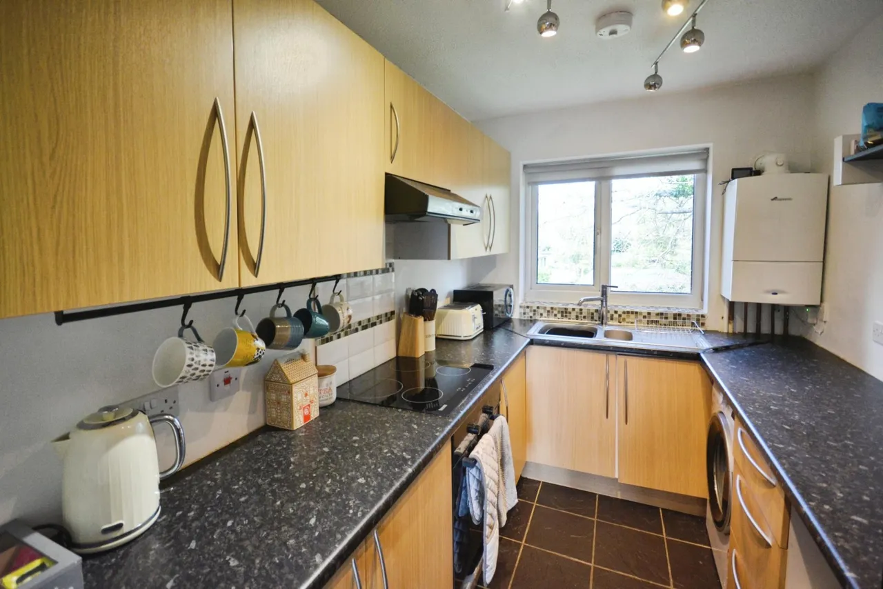 Lane End, Hatfield, AL10, photo 8