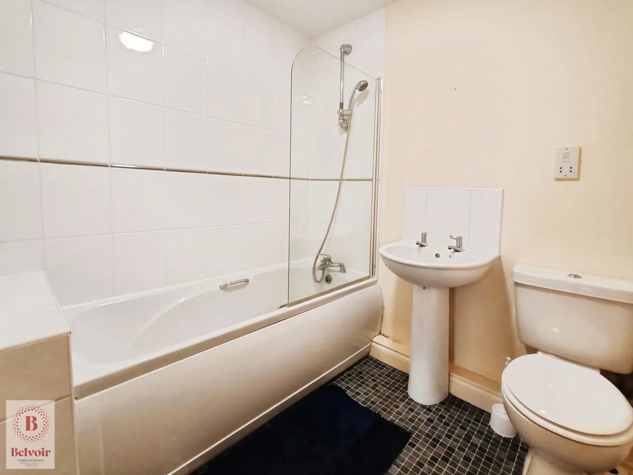 Lincoln Court, Station Road, Padiham, BB12, photo 7