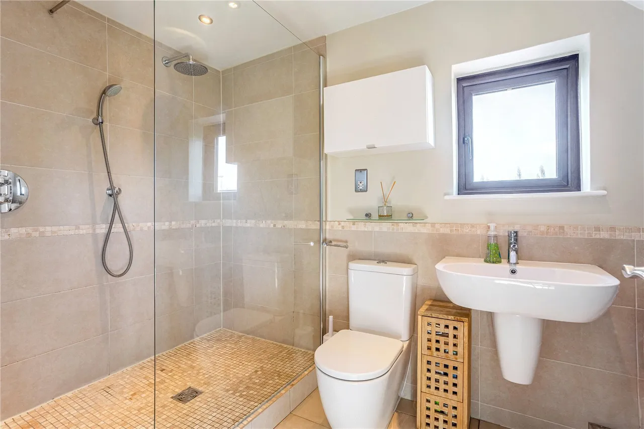 Drift Road, Windsor, SL4, photo 14