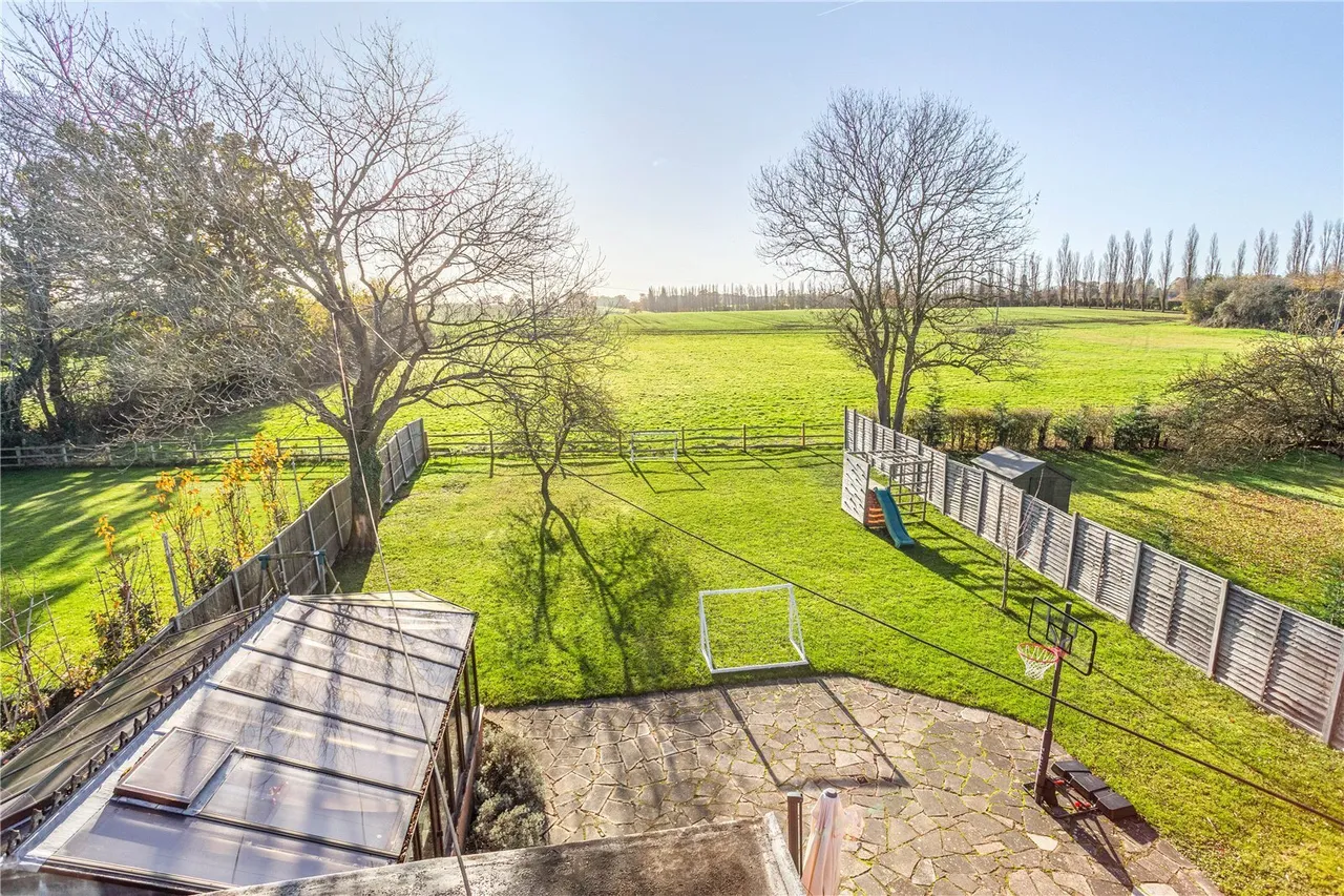 Drift Road, Windsor, SL4, photo 2