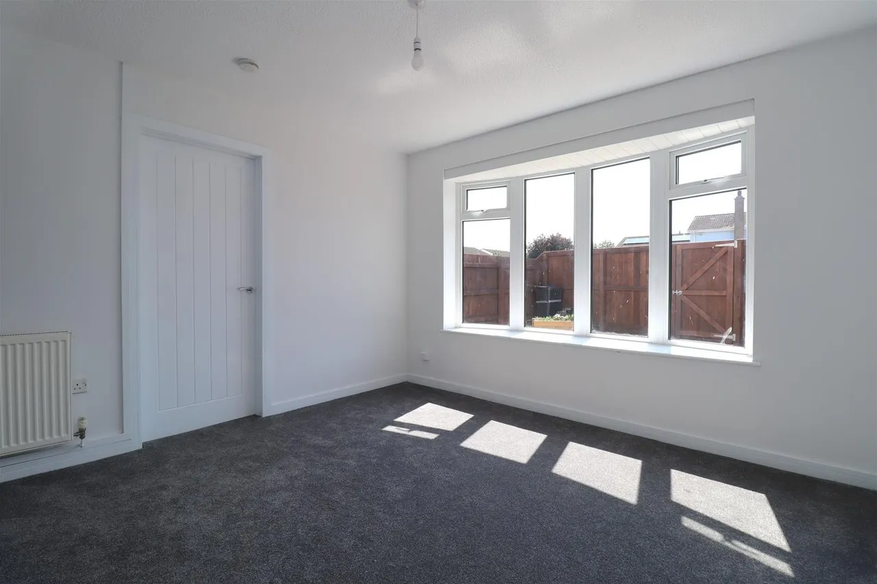 Marine Drive, Burnham-On-Sea TA8 1QJ, photo 2