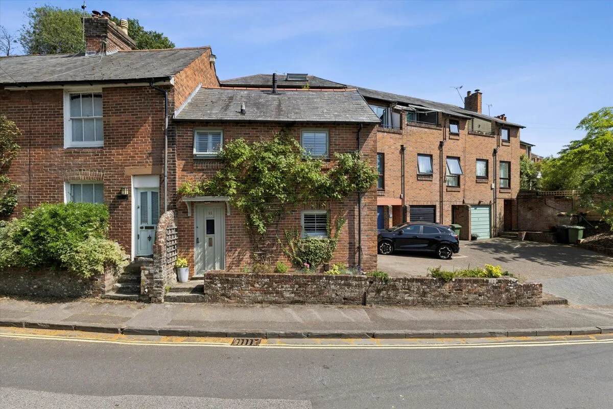 house for sale, Wharf Hill, Winchester, SO23