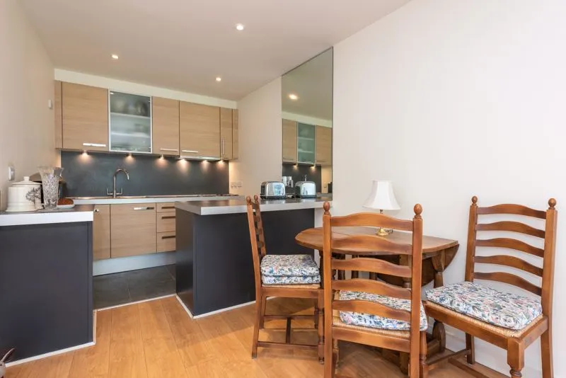 The Heart, Walton-On-Thames KT12 1GB, photo 5