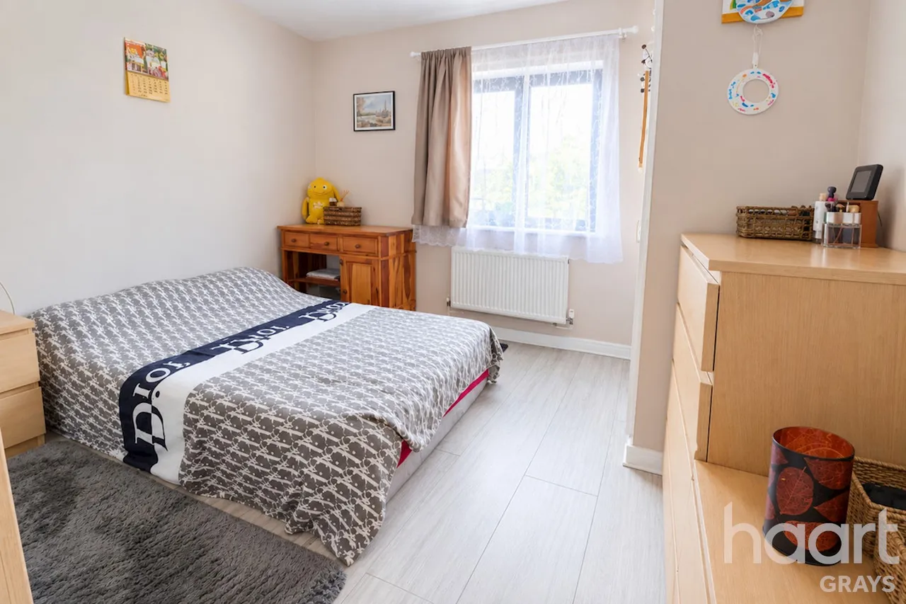 London Road, West Thurrock, RM20, photo 12