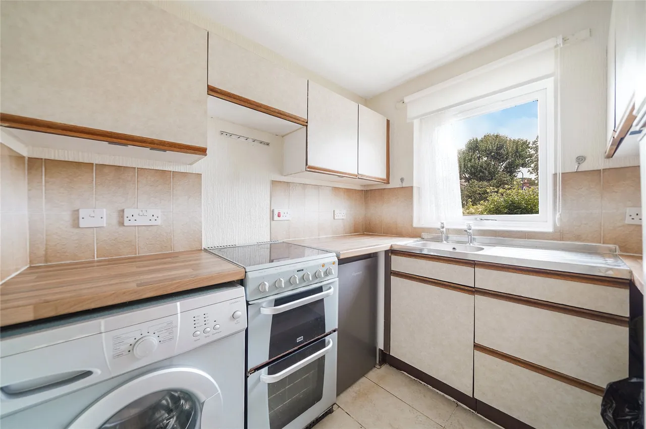 Beardsley Way, London, W3, photo 10