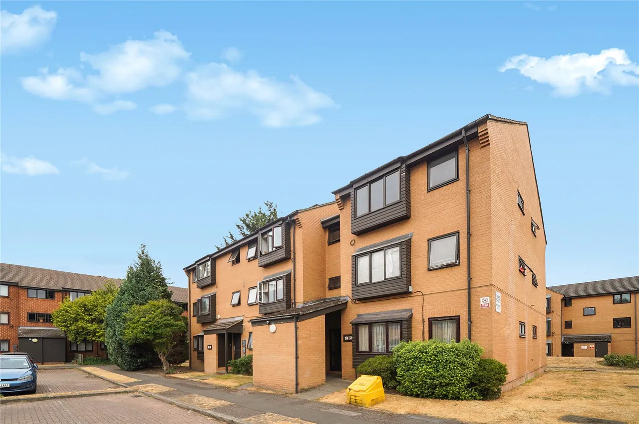 flat for sale, Beardsley Way, London, W3
