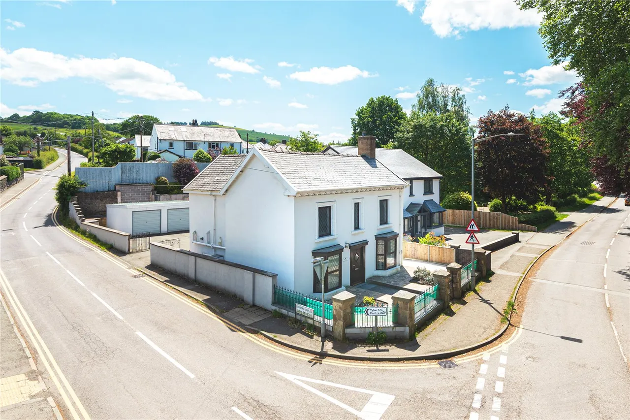 Llangurig Road, Llanidloes, Powys, SY18 6ES, photo 30