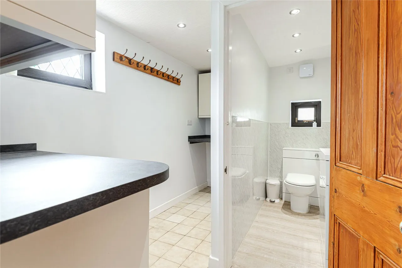 Llangurig Road, Llanidloes, Powys, SY18 6ES, photo 20