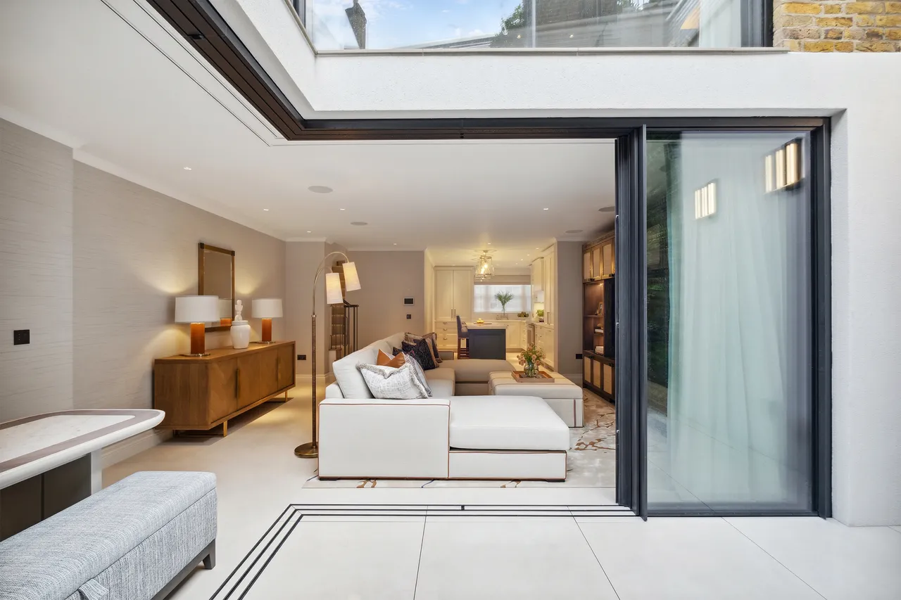 Wilton Row, Belgravia, London, photo 5