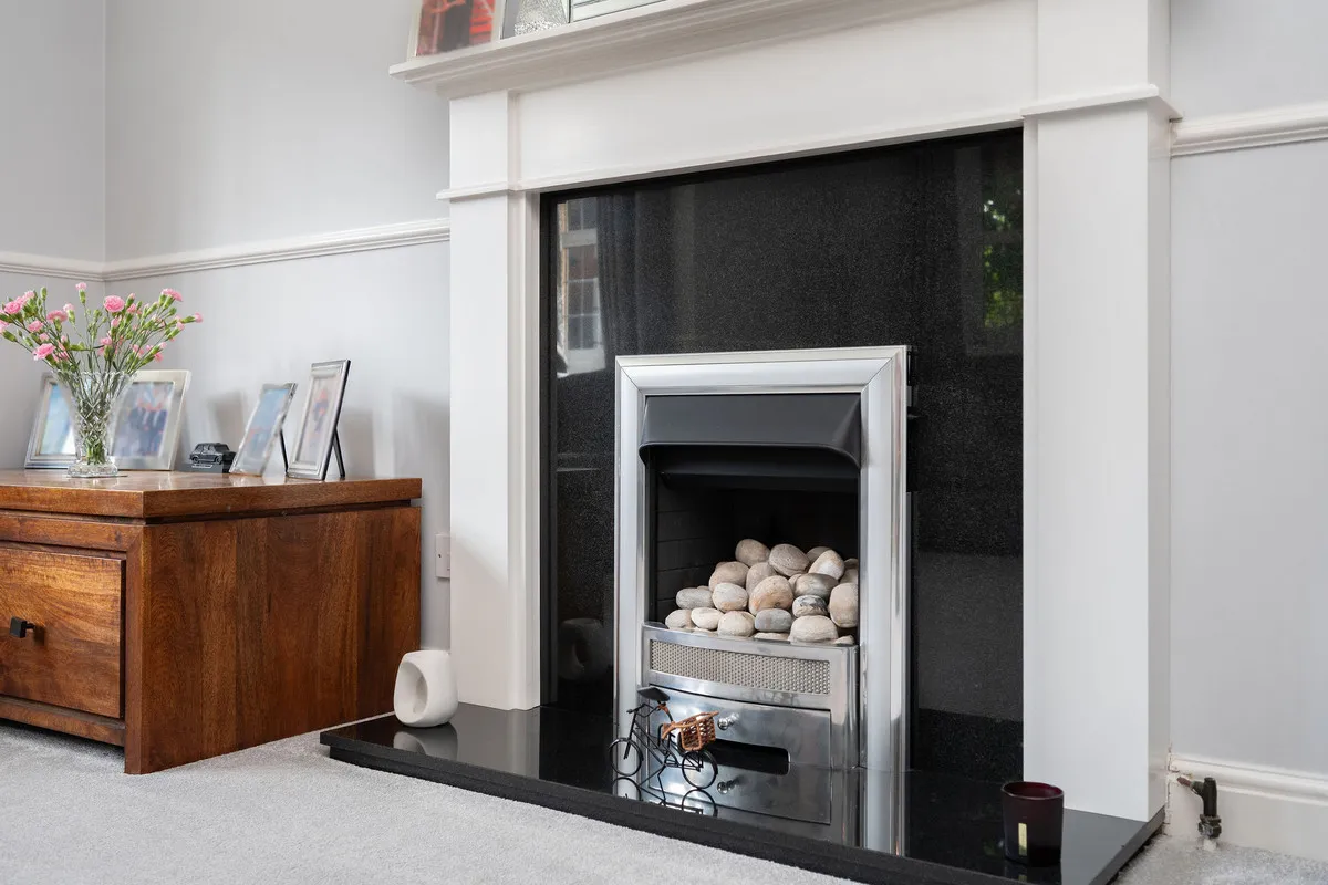 Crawley, RH10, photo 14