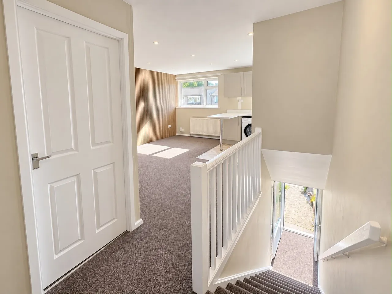 Bramble Drive, photo 4