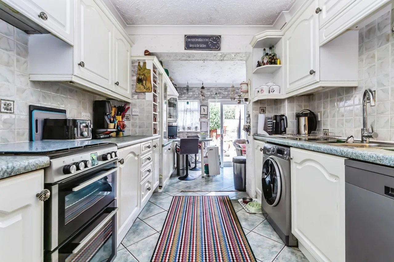 Green Lane, Crawley, RH10, photo 7
